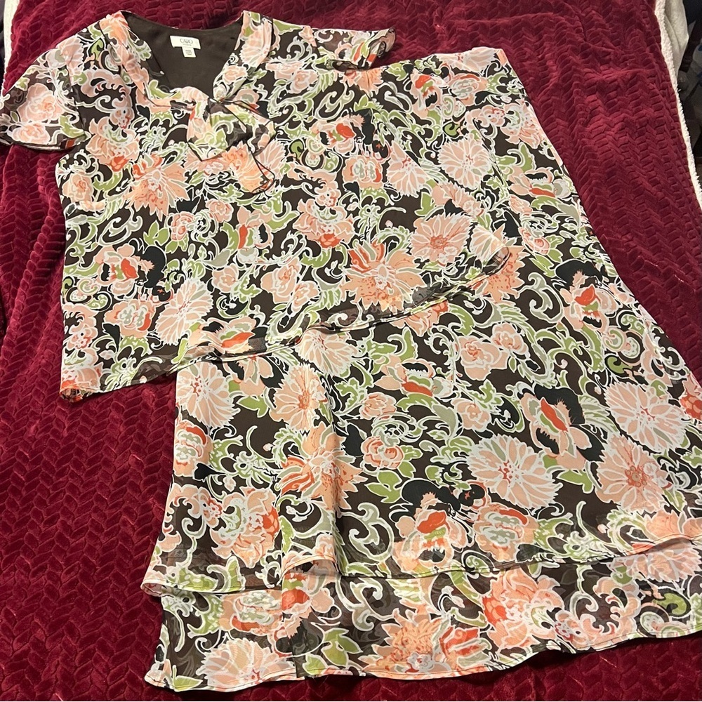 EUC Cato Brown & Coral Colored Floral Two-Piece Dress Set 14-16W